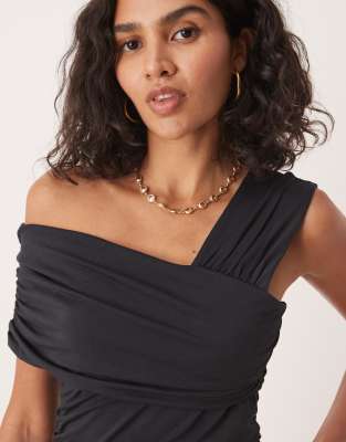 Abercrombie & Fitch Off The Shoulder Asymmetric Drape Top In Black