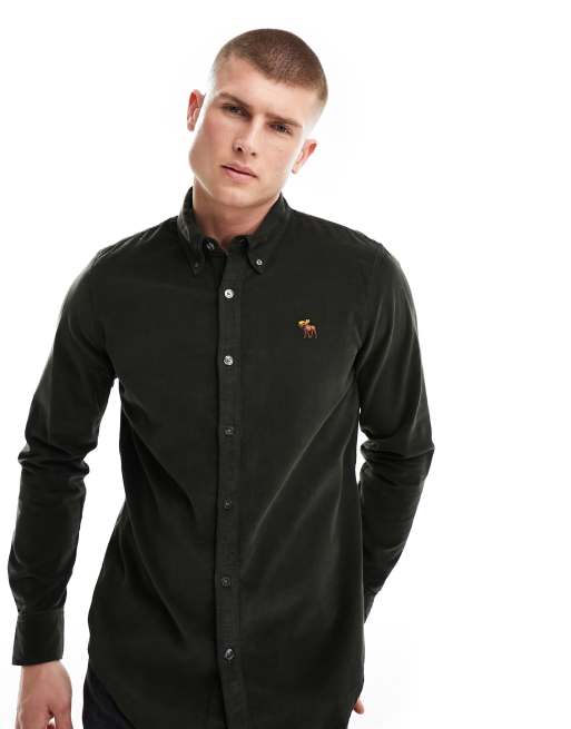 Abercrombie & Fitch – Olivsvart, avslappnad manchesterskjorta med klassisk logga
