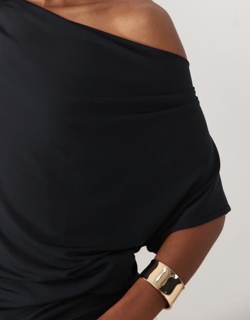 Abercrombie & Fitch one shoulder asymmetrical slinky top in black, 2 of 4
