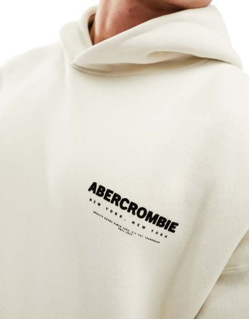 Abercrombie & Fitch – Oversize-Kapuzenpullover in Creme mit Logo auf Vorder- und Rückseite, 3 von 4
