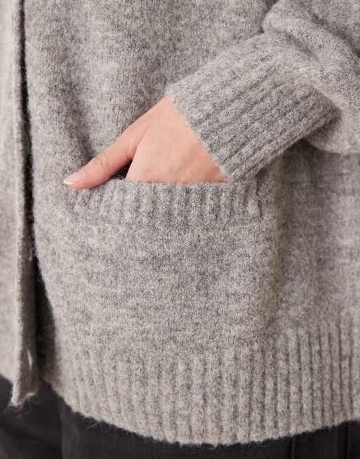 Abercrombie & Fitch oversized dad cardigan in grey, 3 of 4