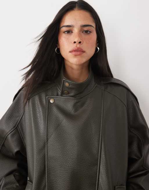 Abercrombie & Fitch oversized faux leather bomber jacket in khaki, 4 of 4