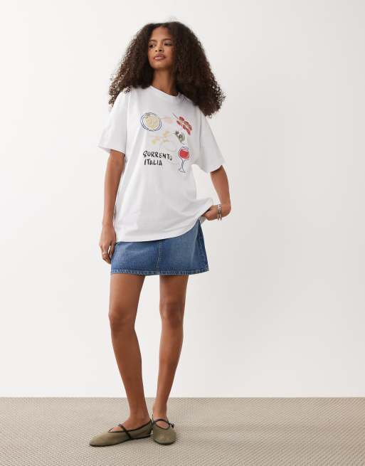 Abercrombie & Fitch oversized 'Sorrento' graphic t-shirt in white, 3 of 4