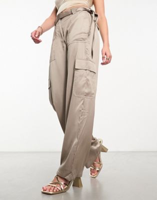 Abercrombie & Fitch satin belted cargo trouser in beige - ASOS Price Checker