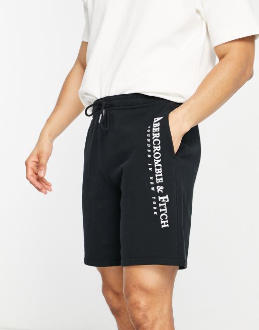 Abercrombie & Fitch - Pantaloncini della tuta tecnici neri con logo