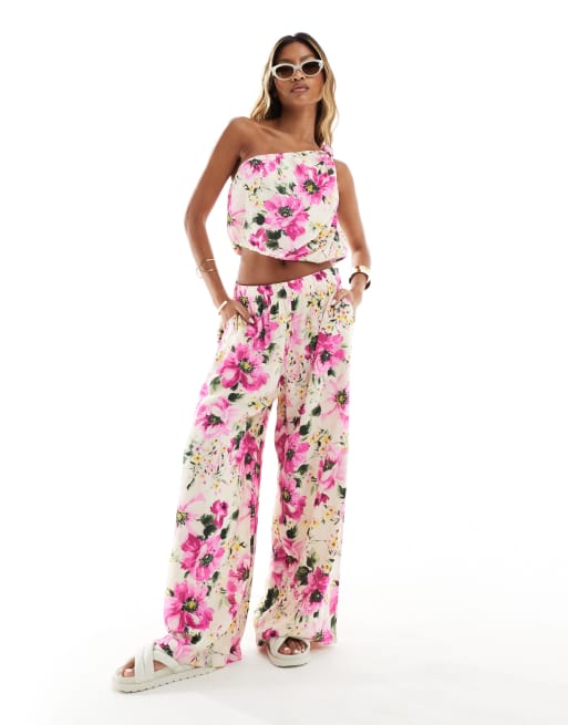 Abercrombie & Fitch - Pantaloni a fondo ampio stropicciati rosa a fiori in coordinato