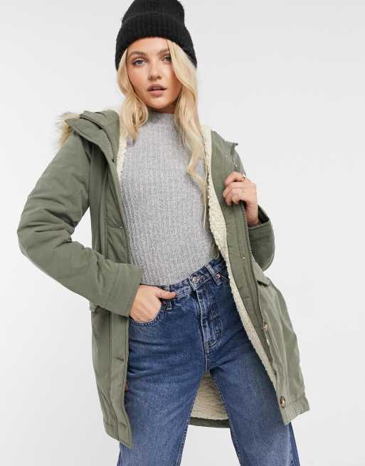 Abercrombie u0026 Fitch - Parka avec doublure sherpa - Kaki | ASOS