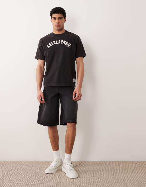 Abercrombie & Fitch patch logo t-shirt in washed black, 2 of 5