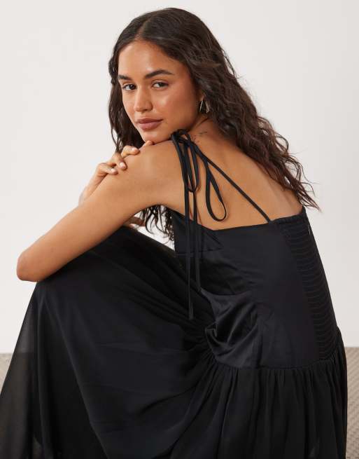 abercrombie black silk dress & Fitch plunge neck flowy maxi in Size:FR 52