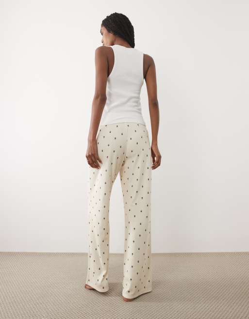 Abercrombie & Fitch pointelle pyjama trousers in cream floral, 3 of 4