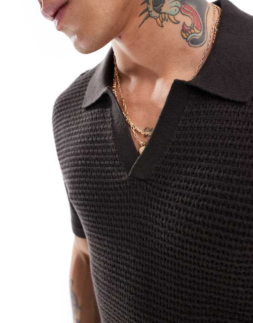 Abercrombie Fitch Polo in maglia testurizzata marrone scuro ASOS