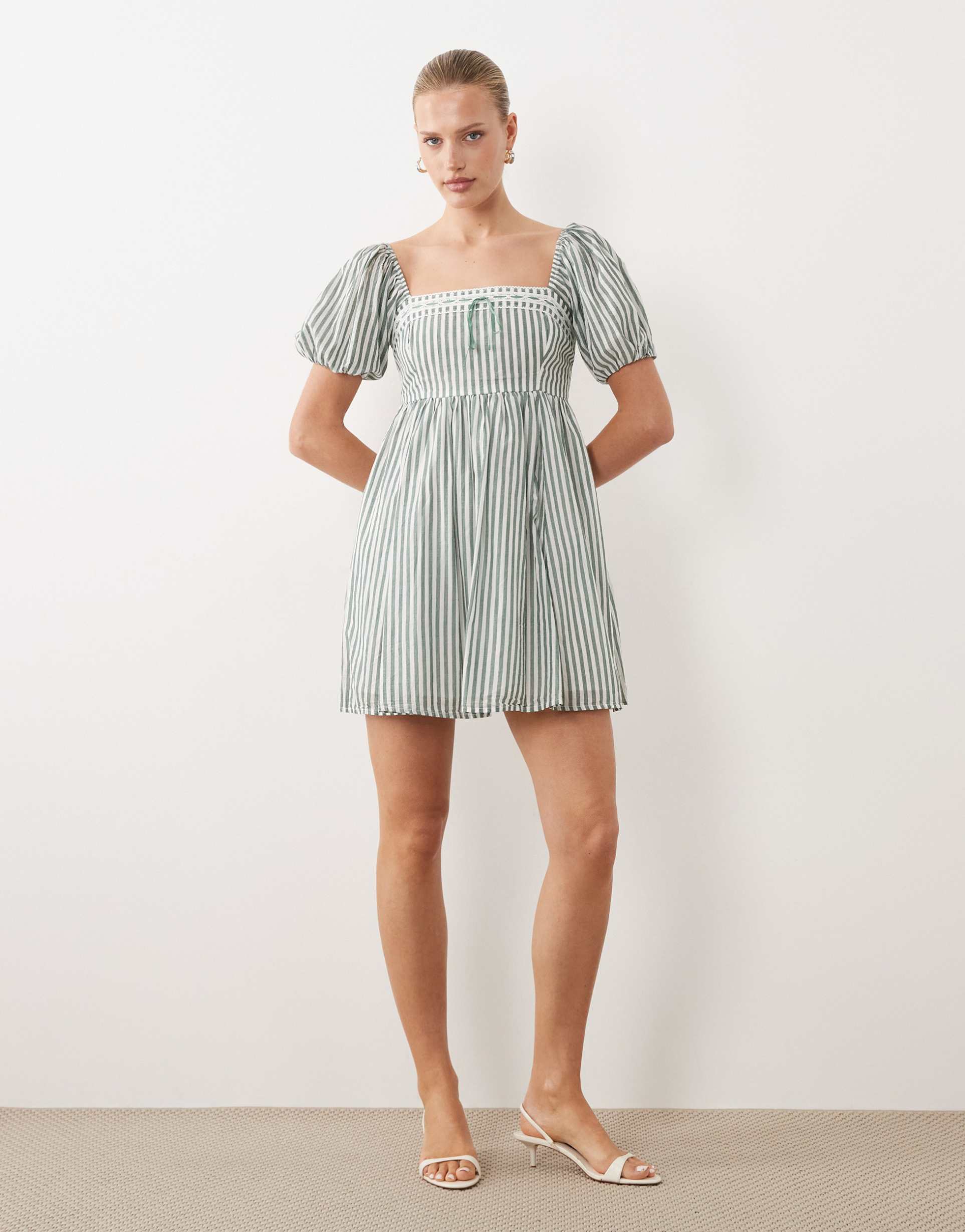abercrombie & fitch puff sleeve babydoll mini dress in green stripes