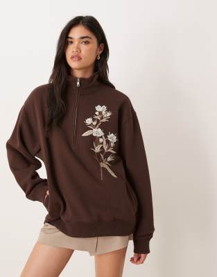Abercrombie & Fitch Quarter Zip Motif Sweatshirt In Brown