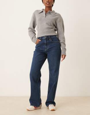 Abercrombie & Fitch - Relaxed-Fit-Jeans im 90er-Stil in mittelblauer Waschung mit hohem Bund