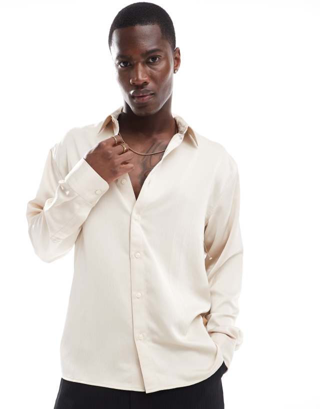 Abercrombie & Fitch - relaxed long sleeve shirt in beige