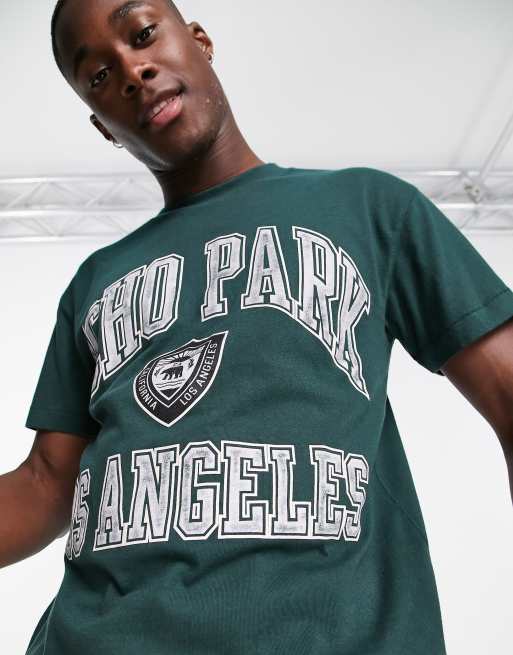 Abercrombie & Fitch - Retro prep T-shirt met 'Echo Park'-print in donkergroen