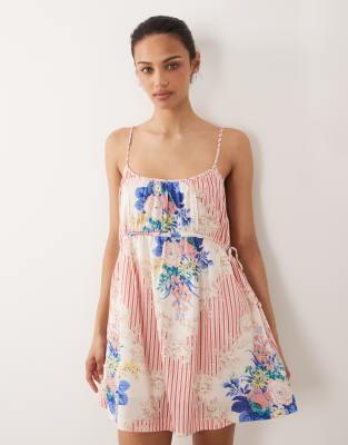 Robe courte froncée à rayures et fleurs avec short intégré-multicolore XS