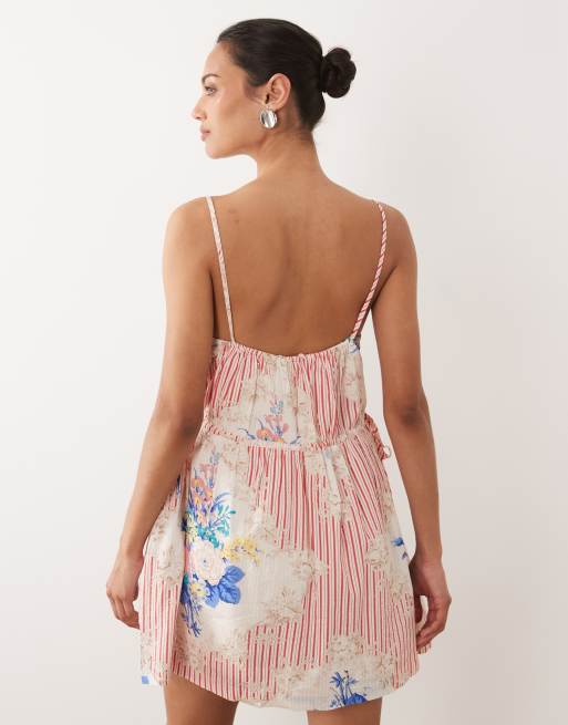 Abercrombie & Fitch - Robe courte froncée à rayures et fleurs avec short intégré, 4 de 4