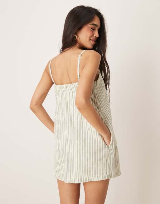 Abercrombie & Fitch - Robe short en lin rayé avec détail boutonné - Vert, 4 de 4