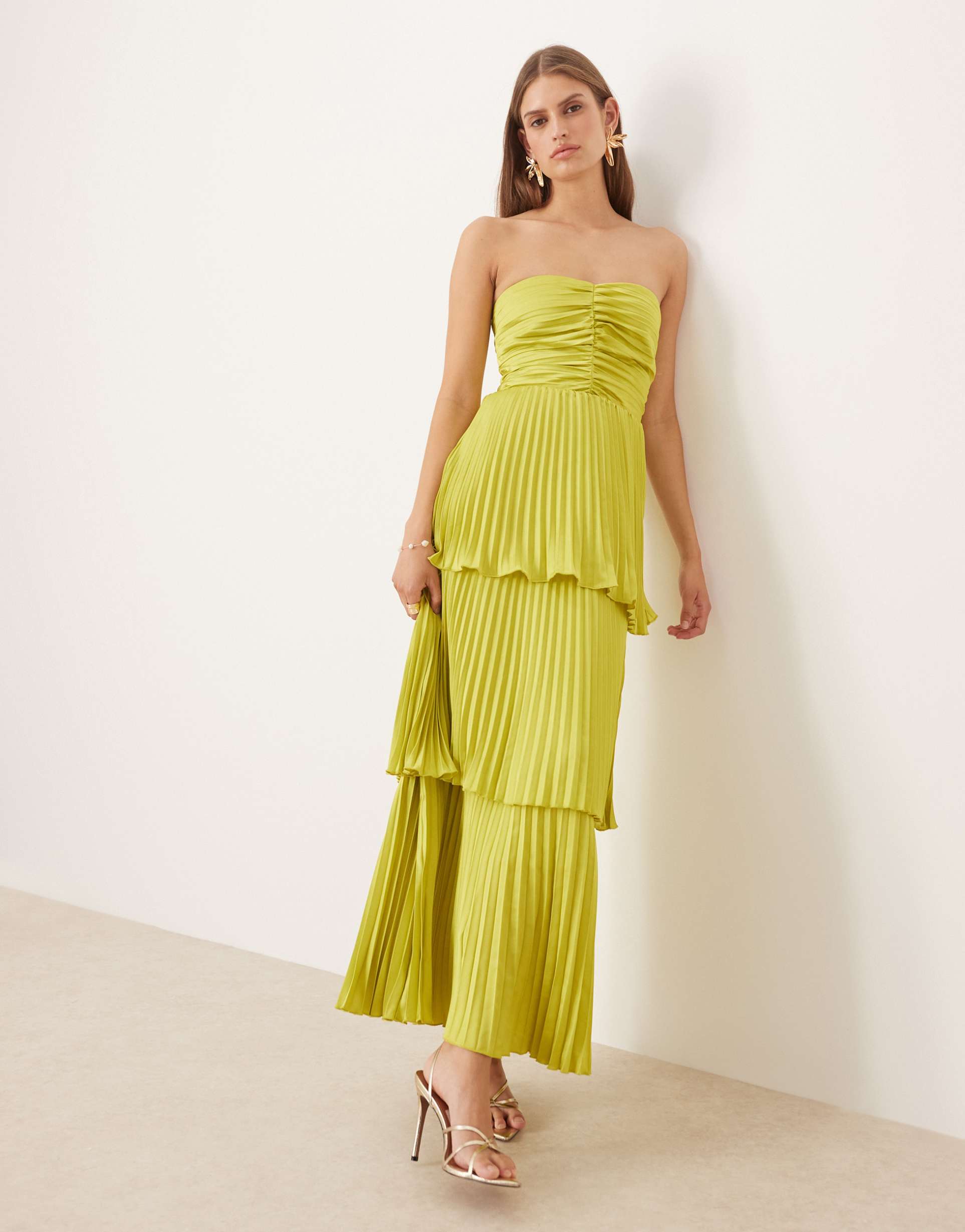 abercrombie & fitch ruched bandeau pleated tiered maxi dress in lime green