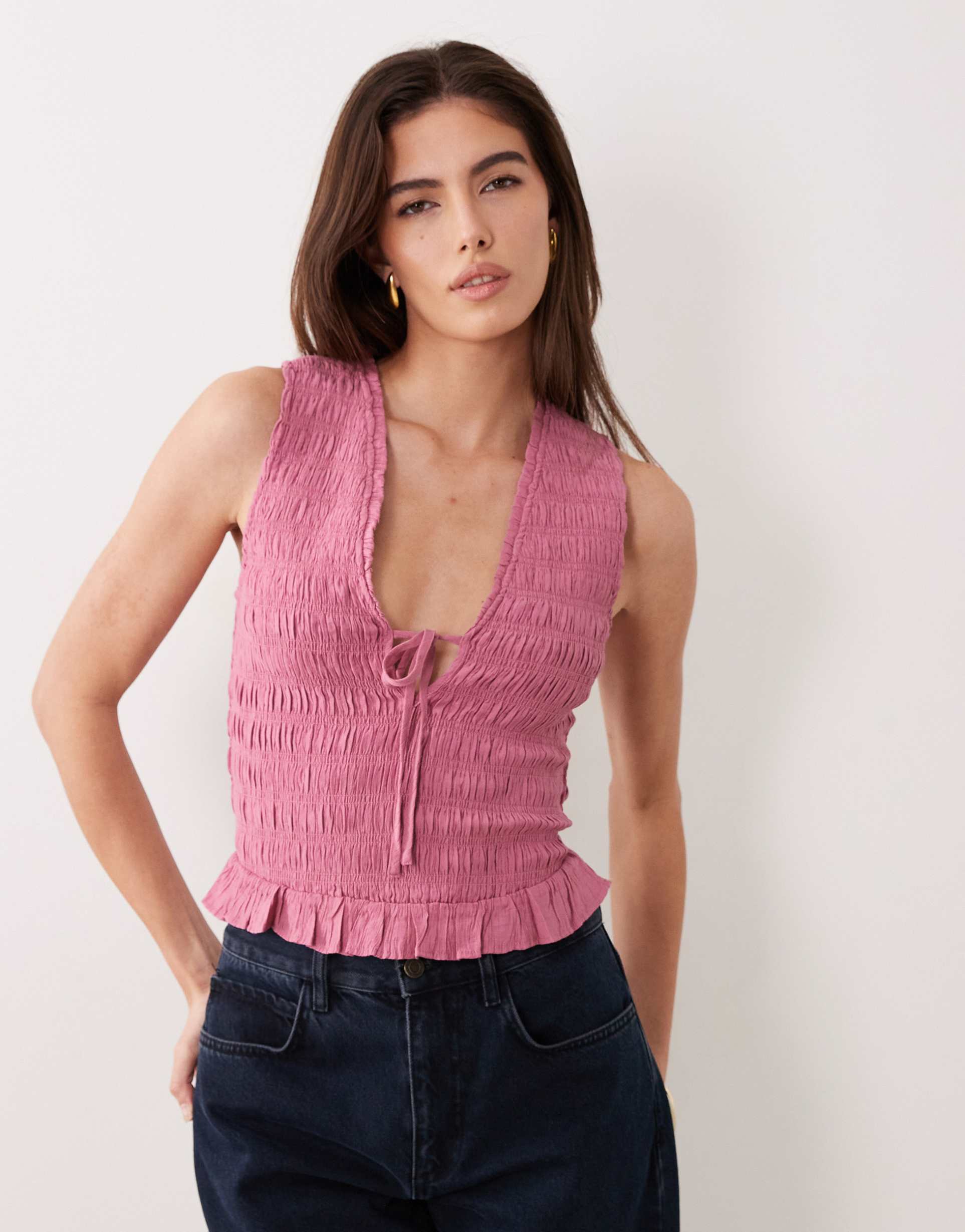 abercrombie & fitch ruched v neck top in pink