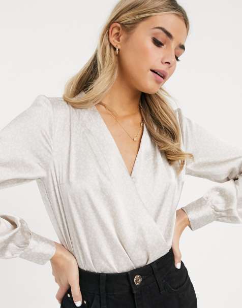 Abercrombie & Fitch – Satin-Bodysuit mit Leopard-Details