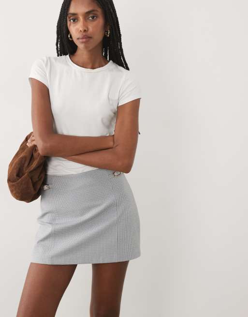 Abercrombie & Fitch Scarlett high rise mini skirt in grey houndstooth, 2 of 5