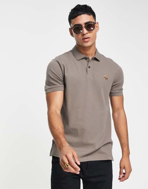 Abercrombie & Fitch – Schmal geschnittenes Pikee-Polohemd in Grün mit 3D-Markenlogo  