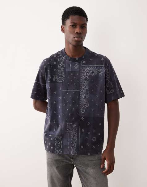 Abercrombie & Fitch – Schweres Premium-T-Shirt mit blauem Bandana-Print - view 1
