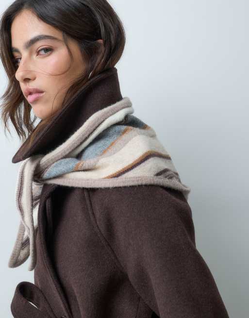Abercrombie & Fitch sciarpa da collo lavorata a maglia a righe multicolori, 1 di 4