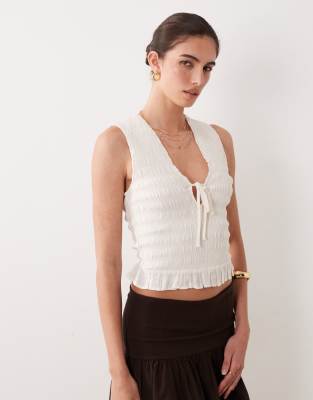 Abercrombie -amp Fitch scoop neck button front vest top in beige beige 11590₽