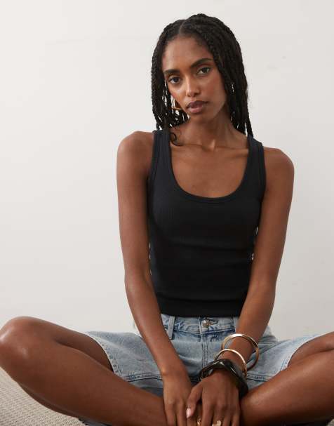 Abercrombie & Fitch scoop neck tank top with built in bra in black - view 1