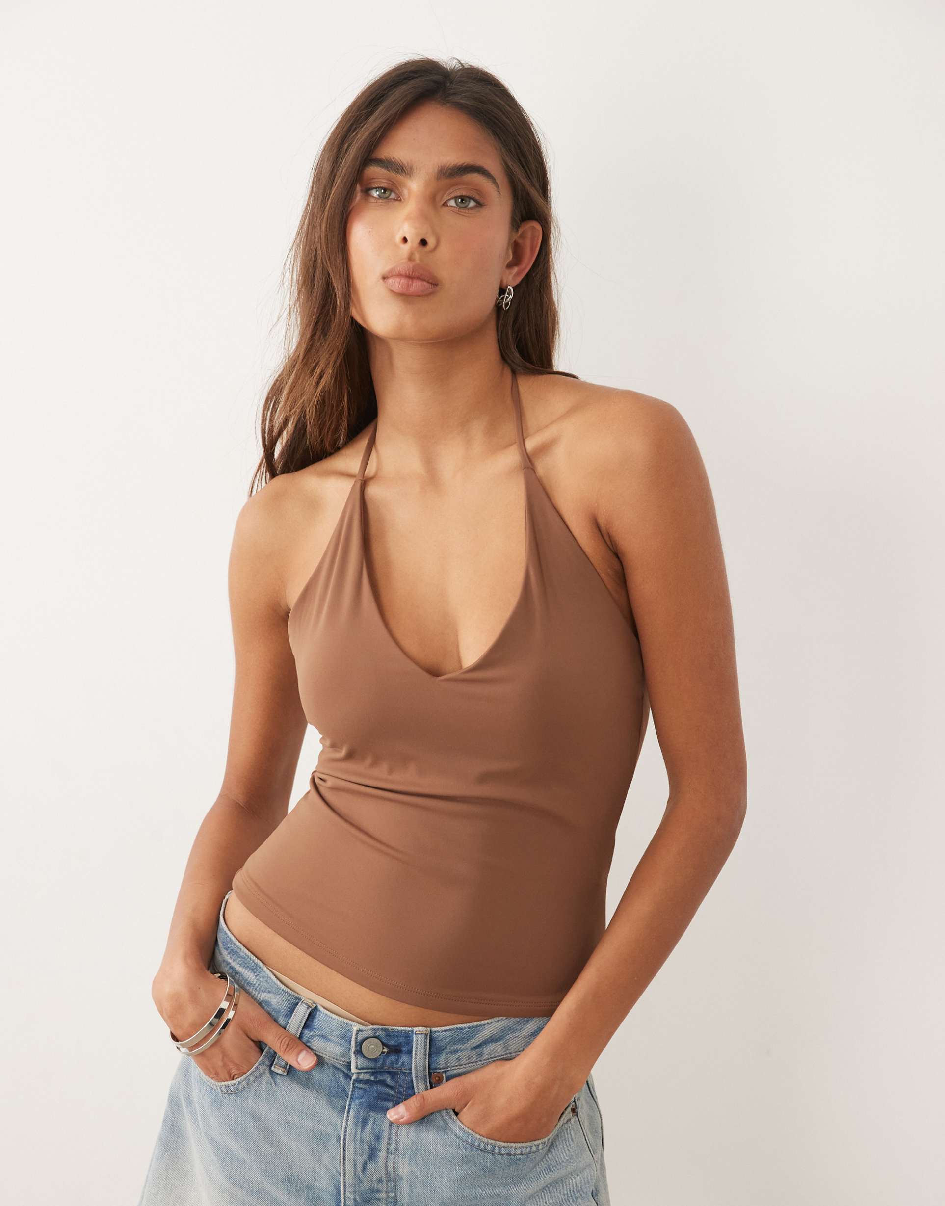 abercrombie & fitch seamless v-neck halter top with built in bra in brown