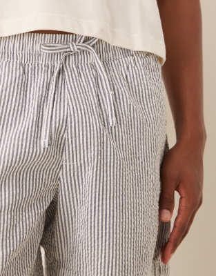 Abercrombie & Fitch Seersucker Relaxed Shorts In White