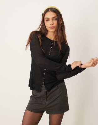 Abercrombie & Fitch Abercrombie & Fitch sheer button through top in black