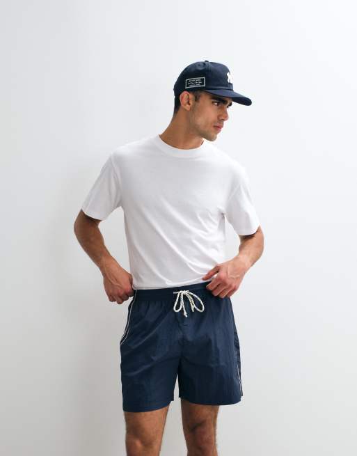 Abercrombie & Fitch - Short en nylon avec bande latérale - Bleu marine, 2 de 5