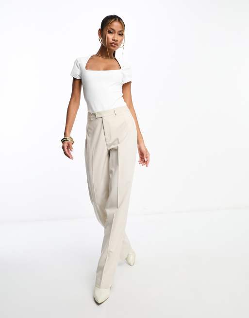 Abercrombie & Fitch short sleeve bodysuit in white with square neckline, 3 of 4