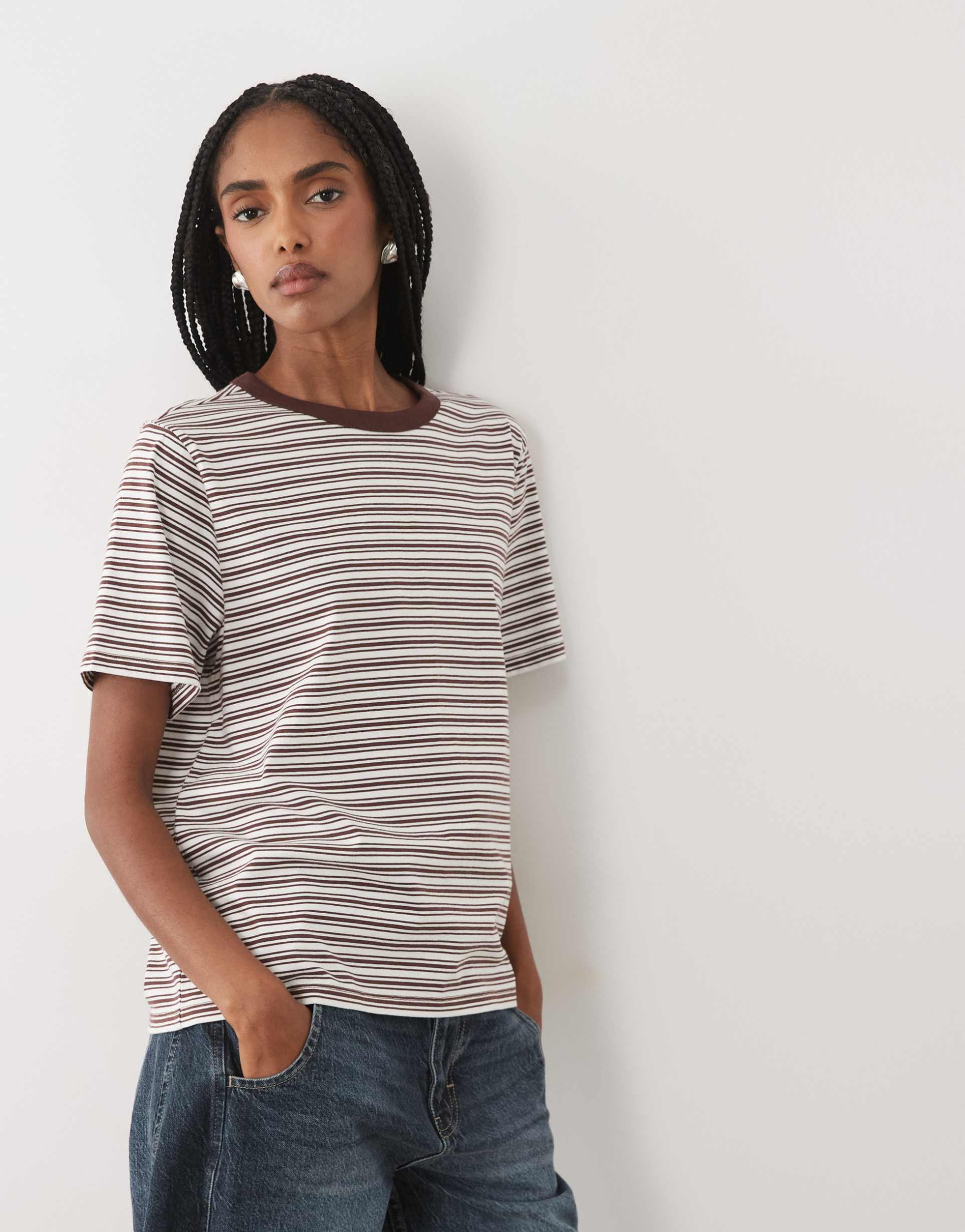 abercrombie & fitch short sleeve everyday t-shirt in brown and cream stripes