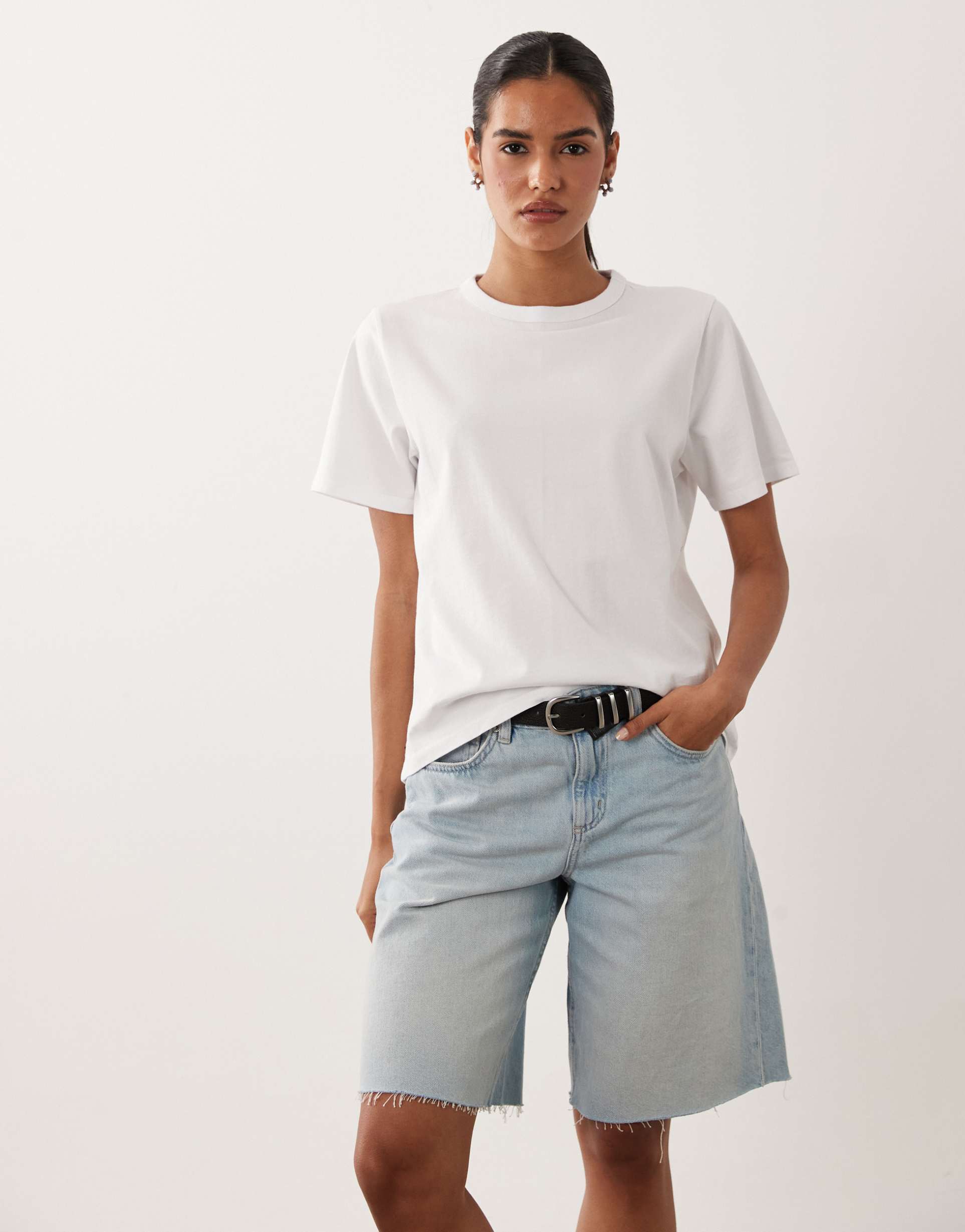 abercrombie & fitch short sleeve everyday t-shirt in white