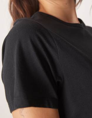 Abercrombie & Fitch Short Sleeve Relaxed T-shirt In Black