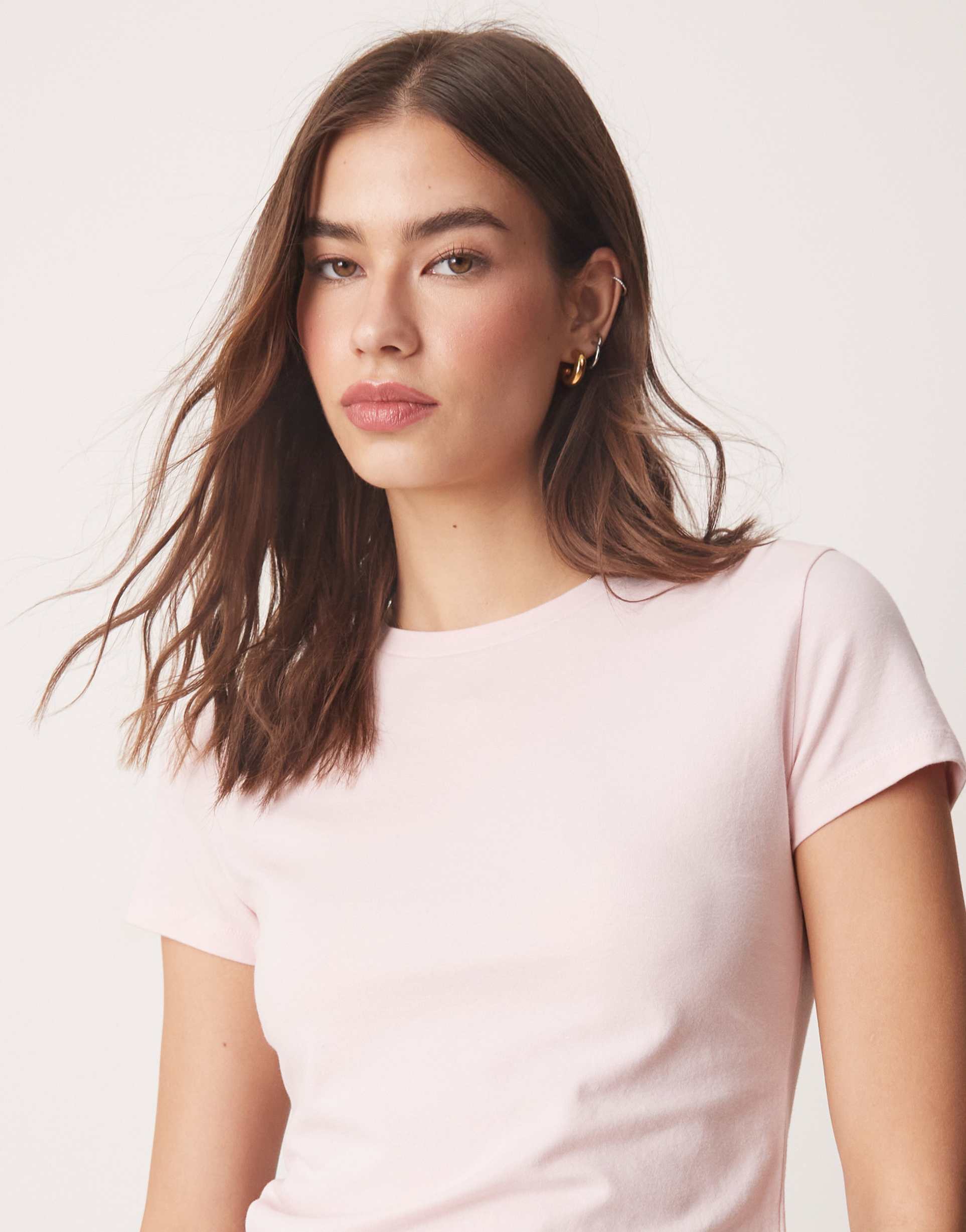 abercrombie & fitch short sleeve seamless tuckable baby tee in pink