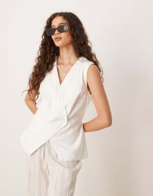 short sleeve tailored button linen vest in white