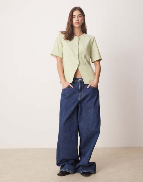 Abercrombie & Fitch short sleeve tailored button through top in light green - view 1