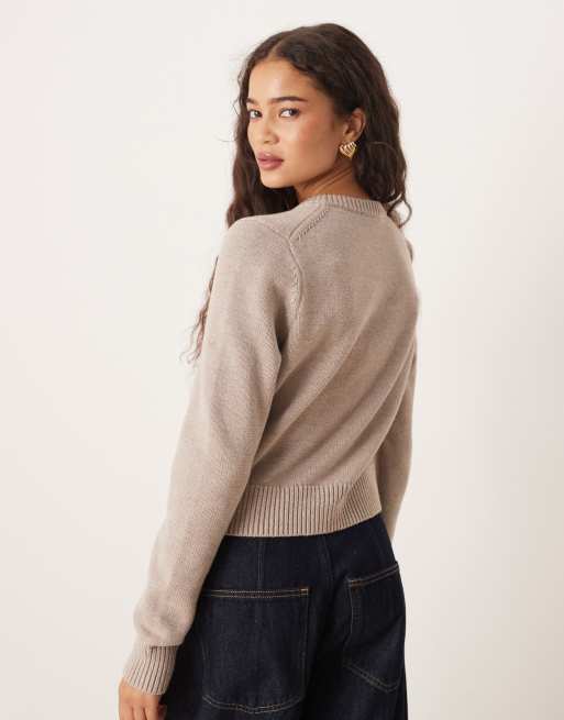 Abercrombie & Fitch shrunken motif cardigan in cream, 3 of 4