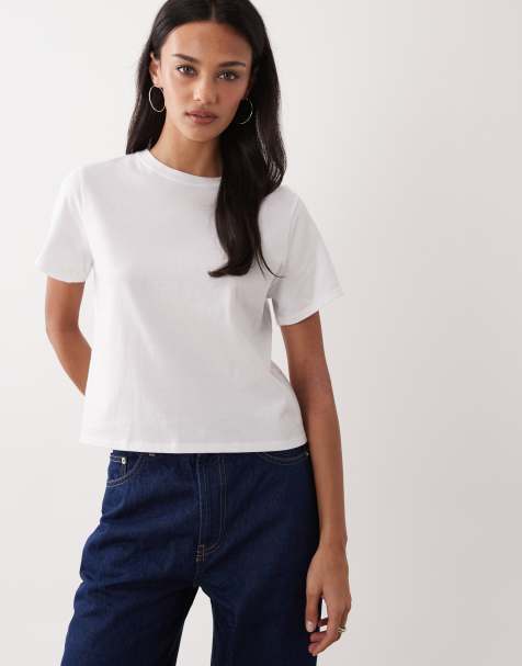 Abercrombie & Fitch skimming tee in white