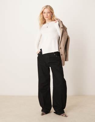 Abercrombie & Fitch Slash Neck Asymmetric Top In White