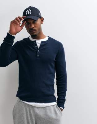 Henley 3