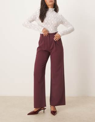 Abercrombie & Fitch - Sloane - Hose in Burgunderrot mit extrem hohem Bund