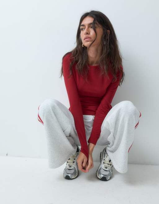 Abercrombie & Fitch sømløs langærmet baby tee i rød, 3 af 5