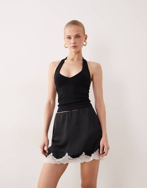 Abercrombie & Fitch - Sort mini-skort i satin med blondekant, 4 af 5